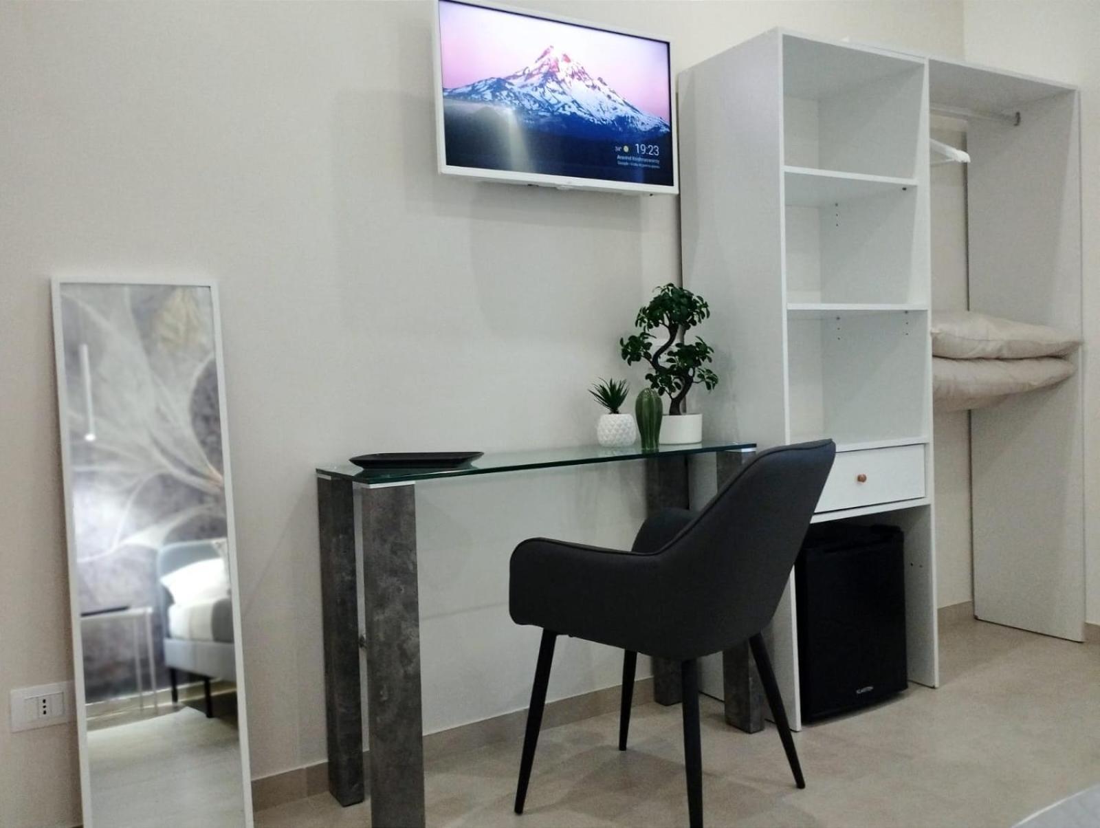 Agatha Modern Elegant Rooms SantʼAgata di Militello Buitenkant foto